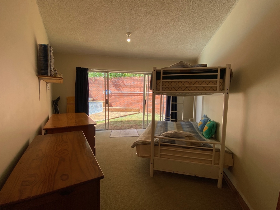 5 Bedroom Property for Sale in Cintsa East Eastern Cape